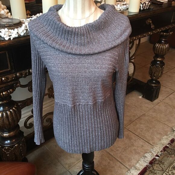 14 Gorgeous Festive Silver Sparkle Sweater - Picture 1 of 8